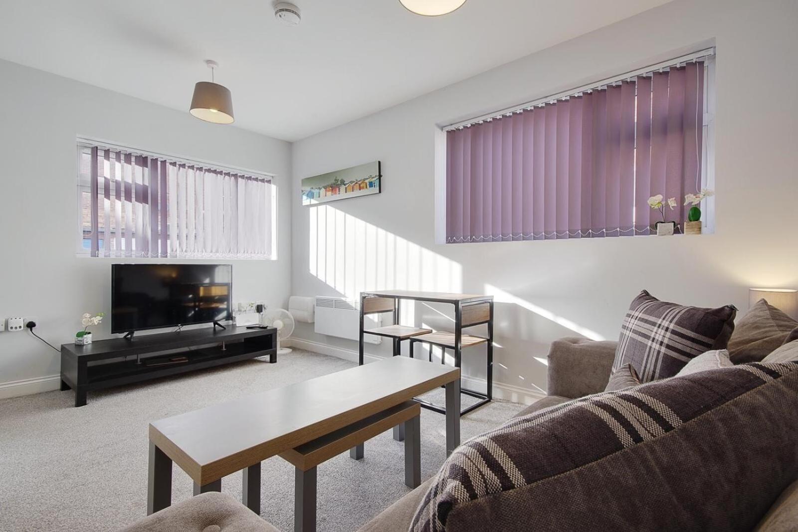 Ashley Road Apartments Poole Exterior foto
